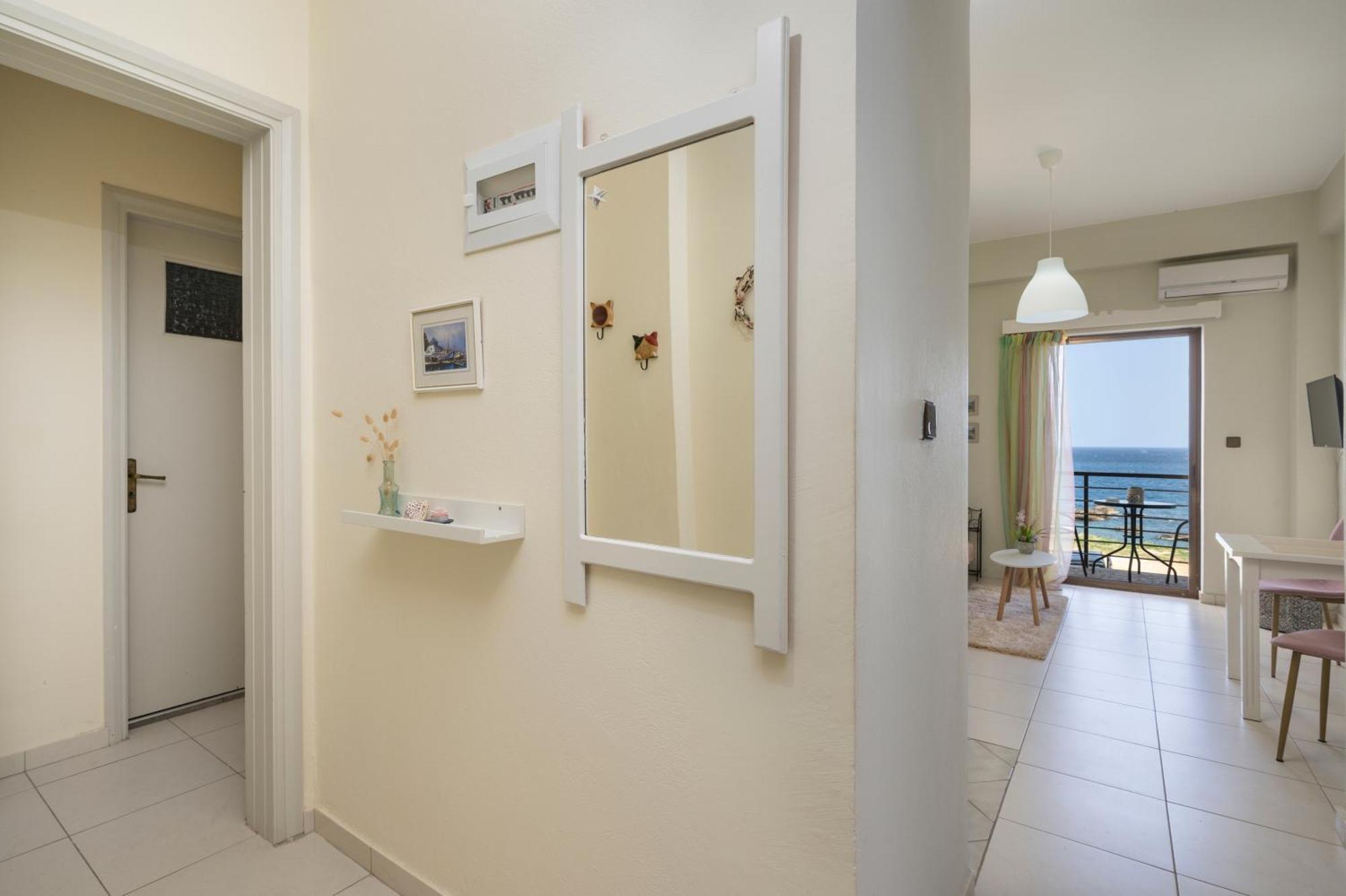 חאניה Elita Beachfront מראה חיצוני תמונה