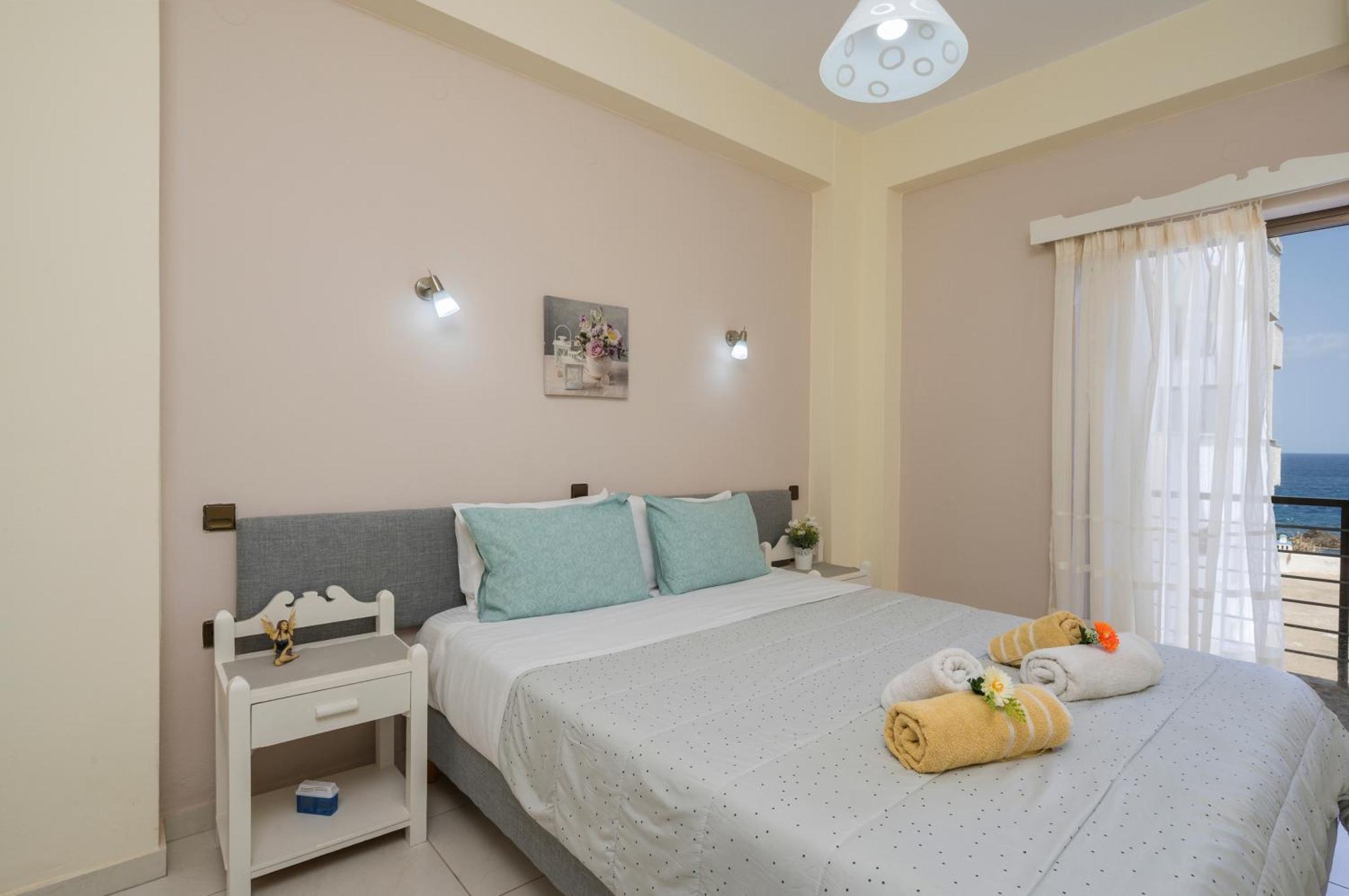 חאניה Elita Beachfront מראה חיצוני תמונה